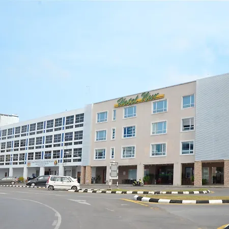 Super Oyo 985 Hotel Nur-2
