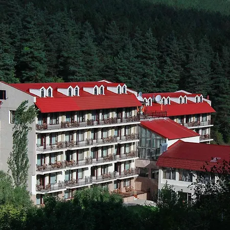 Best Western Plus Paradise Hotel Dilijan-2
