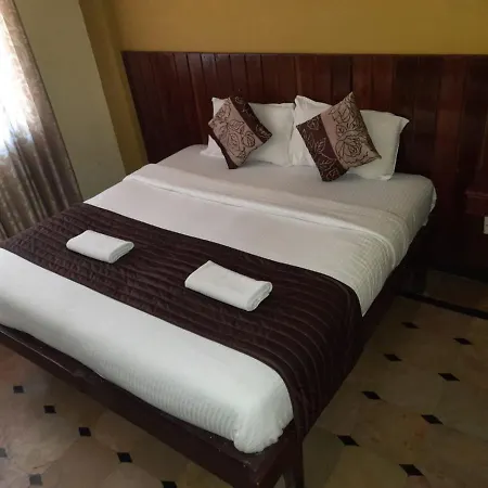 Hotel Caveri Comfort Inn-3