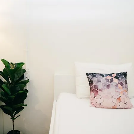 Hq Hostel Silom-3