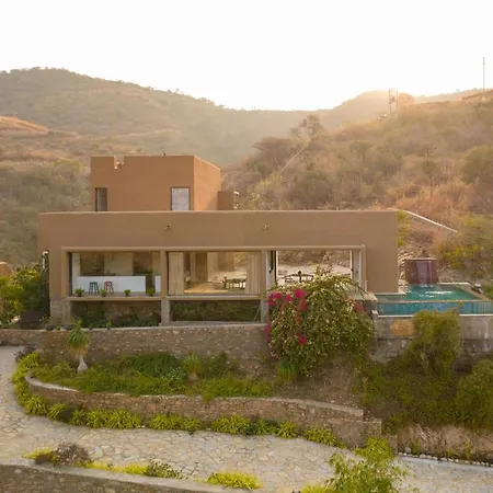 Stayvista'S Sage Scenery - Mountain-View Villa With Infinity Pool & Terrace-3