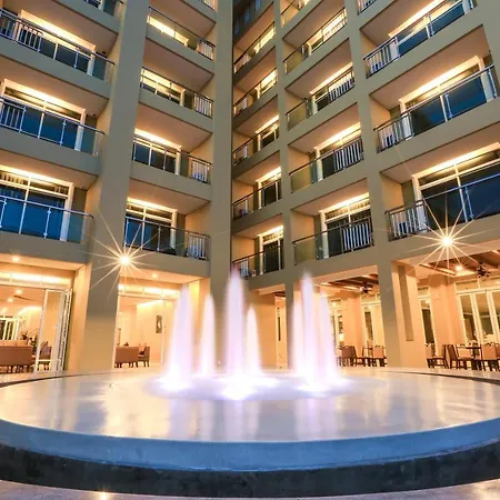 Crystal Palace Luxury Hotel Pattaya-2