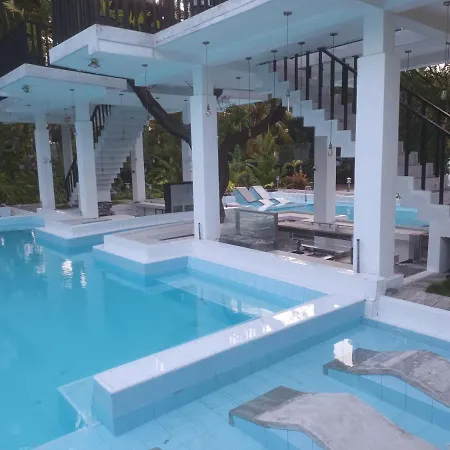 Lucky Beach Resort-2