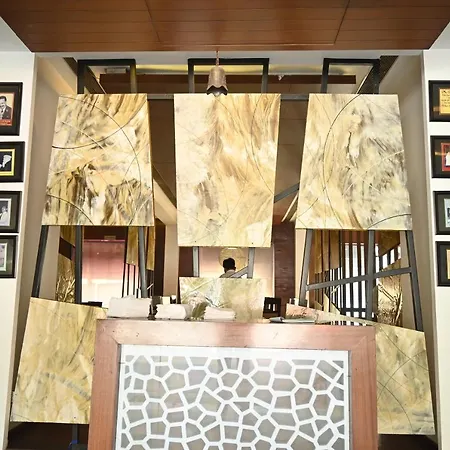 Regency Square Hotel-2