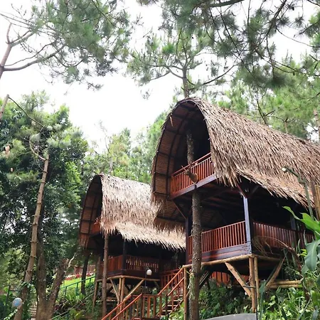 The Lodge Maribaya-2