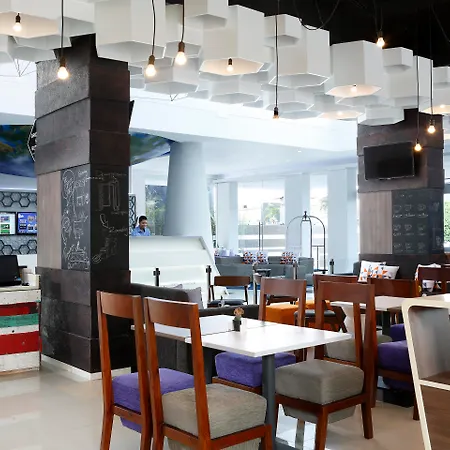 Berry Biz Hotel-3