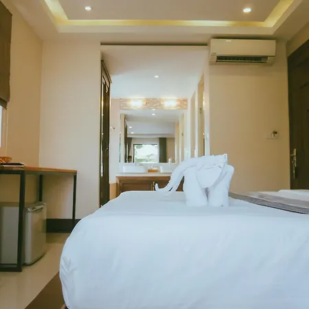 Hotel Five.S-3