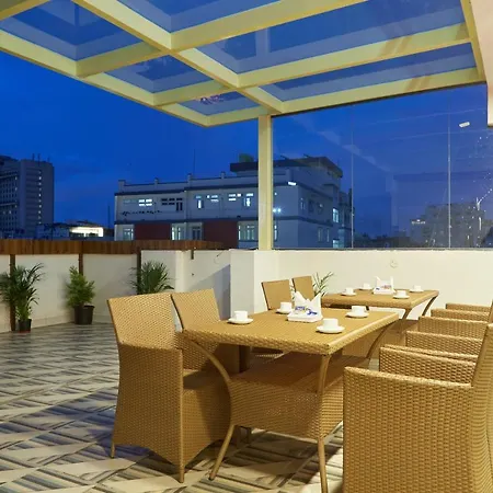 Vovo Premier Hotel-2