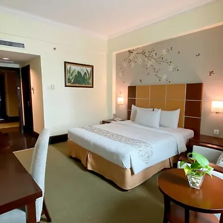 Emerald Garden International Hotel-3