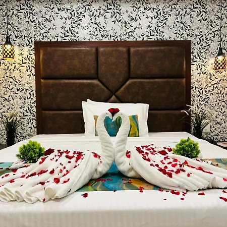 Hotel Oak By Mega Groups-2