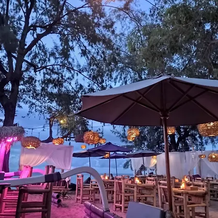 Purple Beach - Maithelia - Gili Air-2