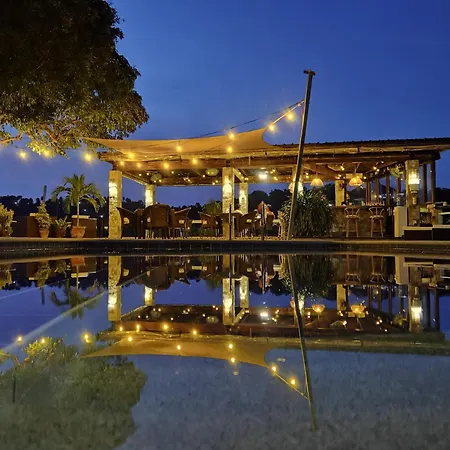 Edgewater Dive & Spa Resort-2