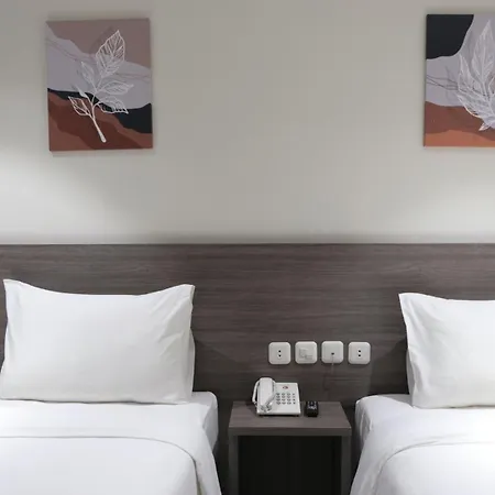 Lun Hotel Manado-2