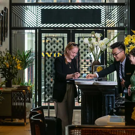 Scent Premium Hotel And Sky Bar-3