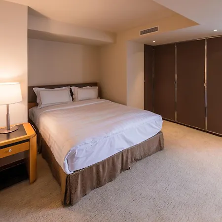 Shanghai Centre Serviced Apartment-3