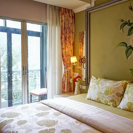 At Pingnakorn Nimman Hotel-2