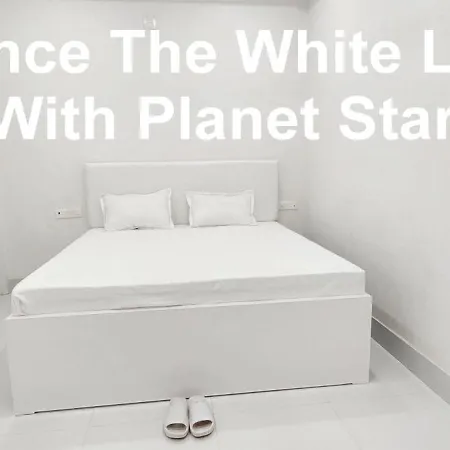Planet Star Homestay-3