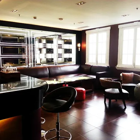 Seventh Heaven Hotel-3
