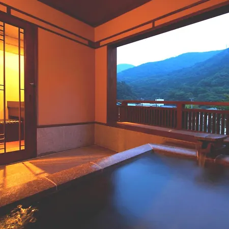 Hakone Onsen Ryokan Yaeikan-3