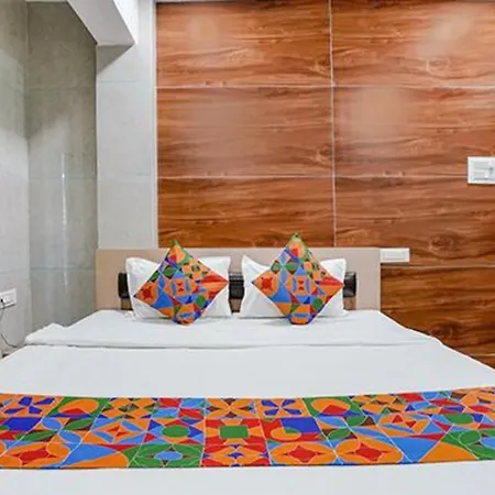 Fabhotel White Gold-2