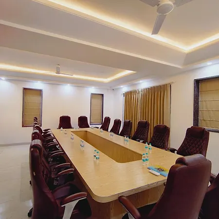 The Hoften Elite 32 Avenue, Sector 15, Gurugram-2