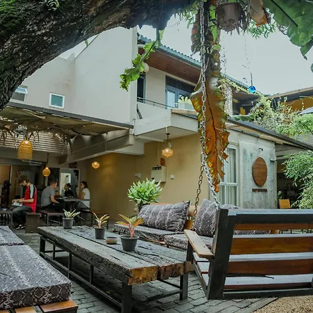 Drop Inn Hostels-3