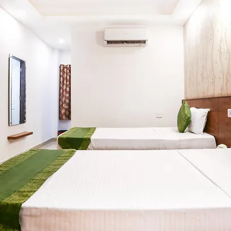 Treebo Comforts Inn, University Road Deralakatte-2