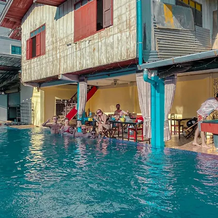Vang Vieng Golden Dragon House-2