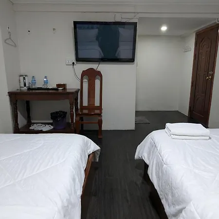 Empire House, Phnom Penh-3