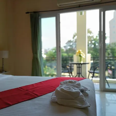 Aura Inn Rooms-2