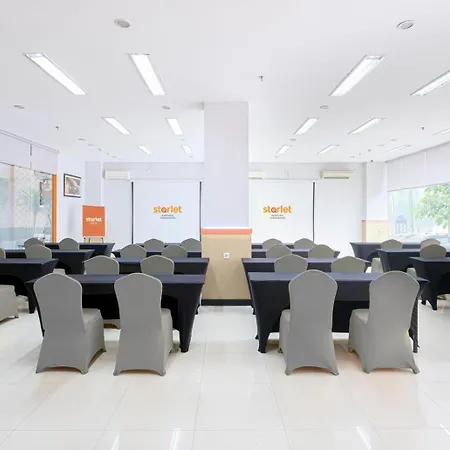 Starlet Hotel Serpong-3