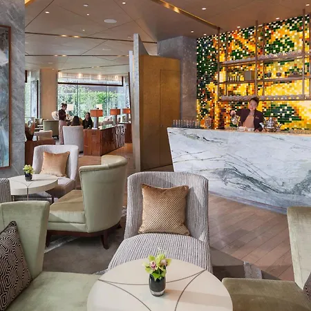 Mandarin Oriental Pudong, Shanghai-3