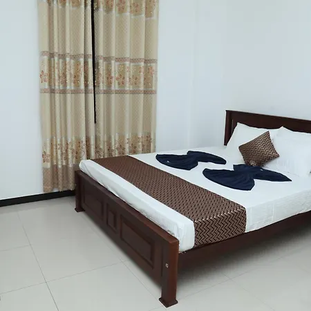 Crystal Wave Holiday Resort Polhena-2