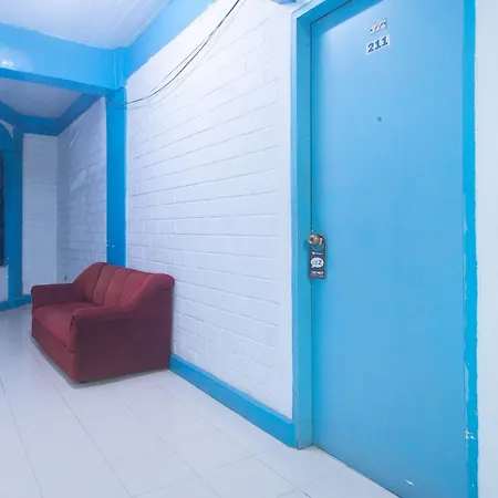 Reddoorz At La Maria Pension And Tourist Inn-2