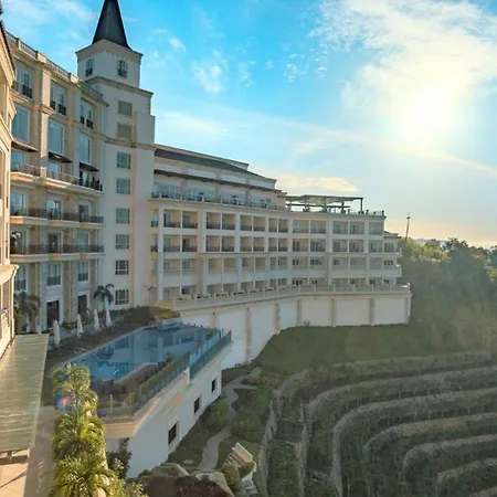 Twin Lakes Hotel Near Tagaytay-2