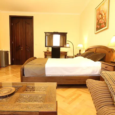 Hotel British House-3