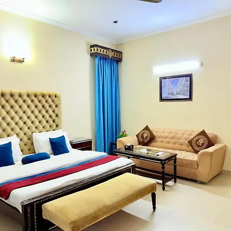 New Pakeeza Hotel-2