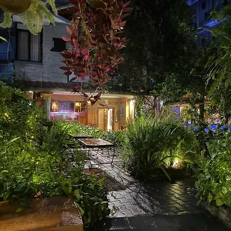 Hotel Middle Path & Spa-3