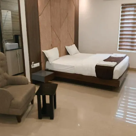 Senthur Inn By K Hotels-3