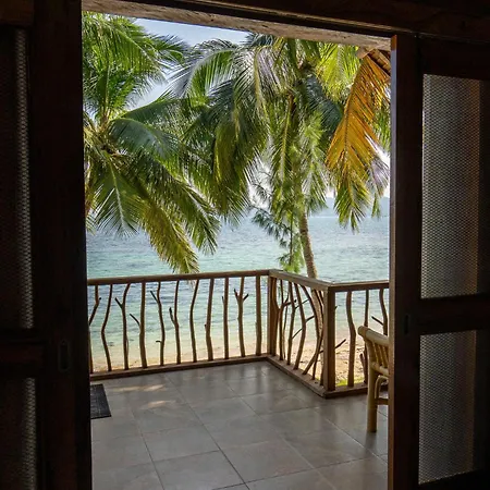 Sangat Island Dive Resort-2