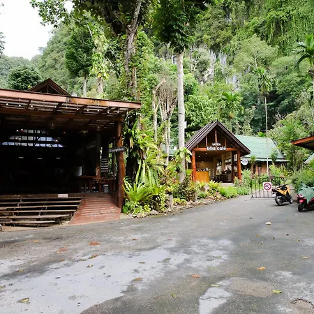 The Vatika Resort And Spa-3