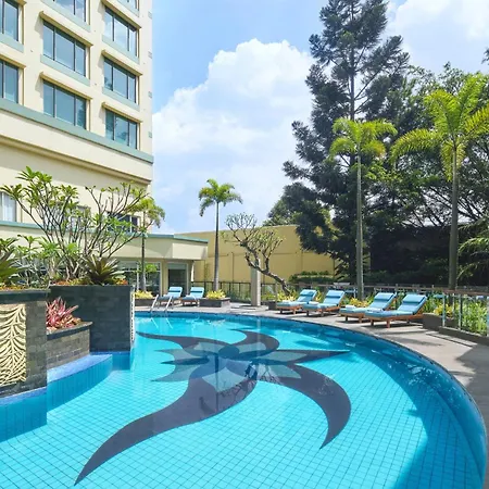 Courtyard By Marriott Bandung Dago-3