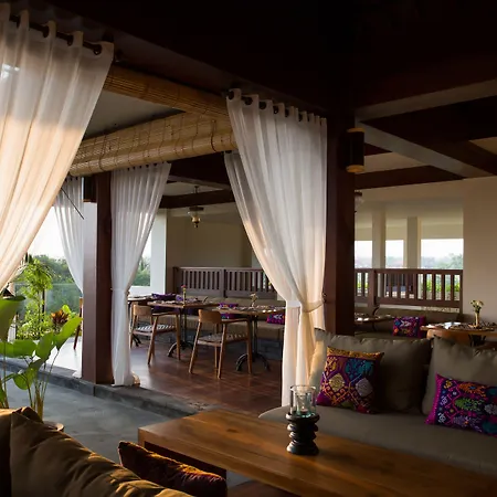 Ubud Village Hotel-3