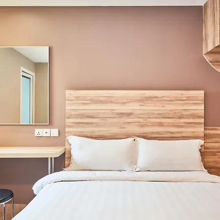 Ibis Budget Singapore Crystal-2