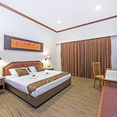 Hotel 81 Tristar-3