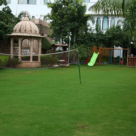 Radisson Blu Udaipur Palace Resort & Spa-2