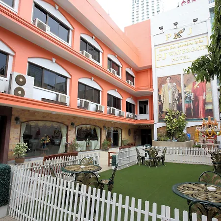 PJ Watergate Hotel-3