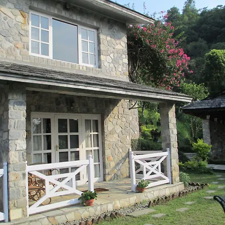 The Begnas Lake Resort & Villas-3