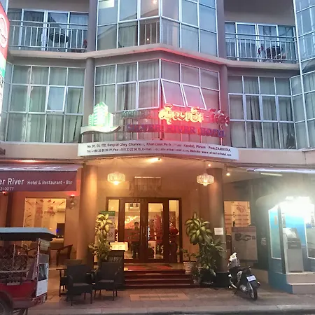 Silver Mounts Hotel-3