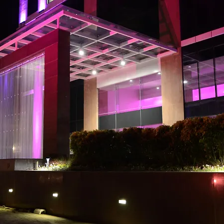 E Hotel-3